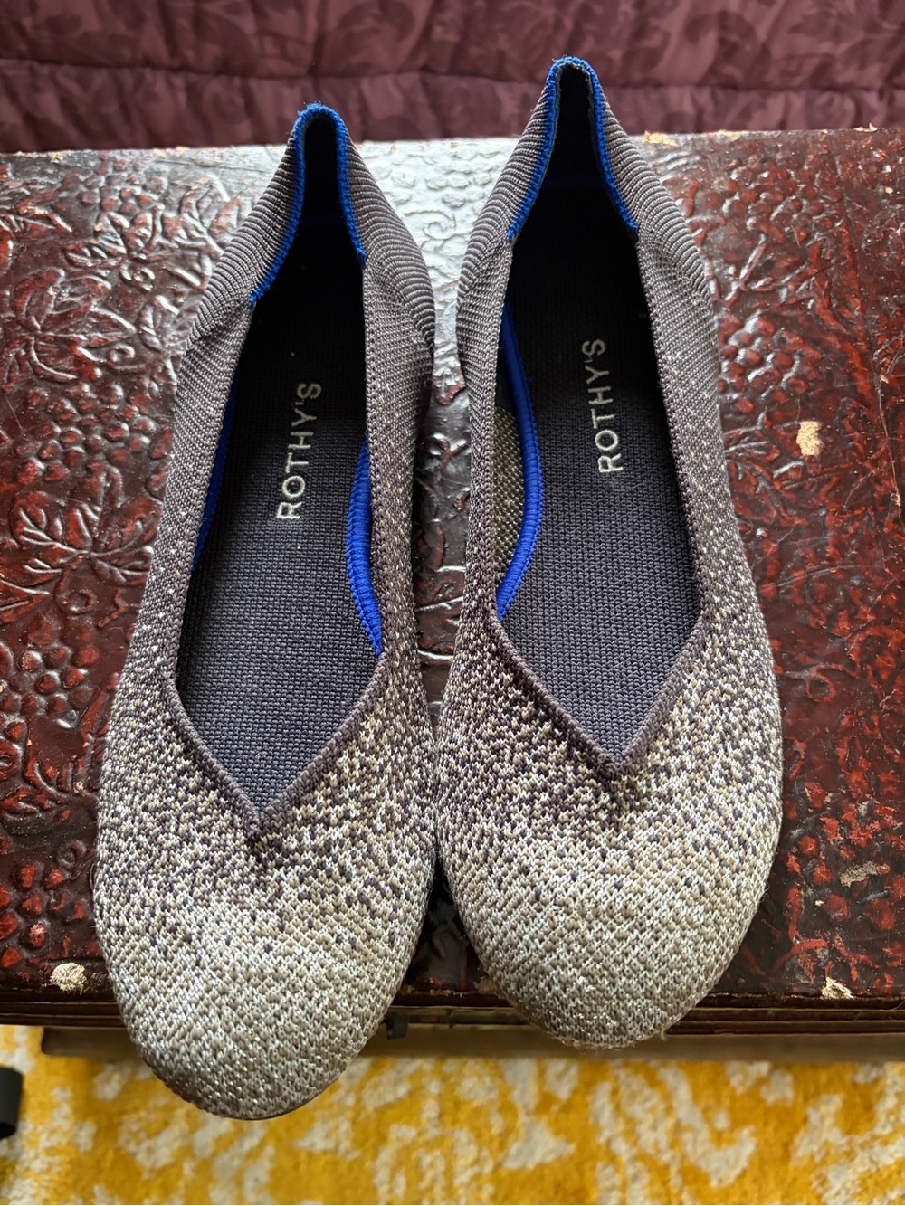 Rothy's Women's Sparkly  Silver and Grey Knit Pointed-Toe Flats